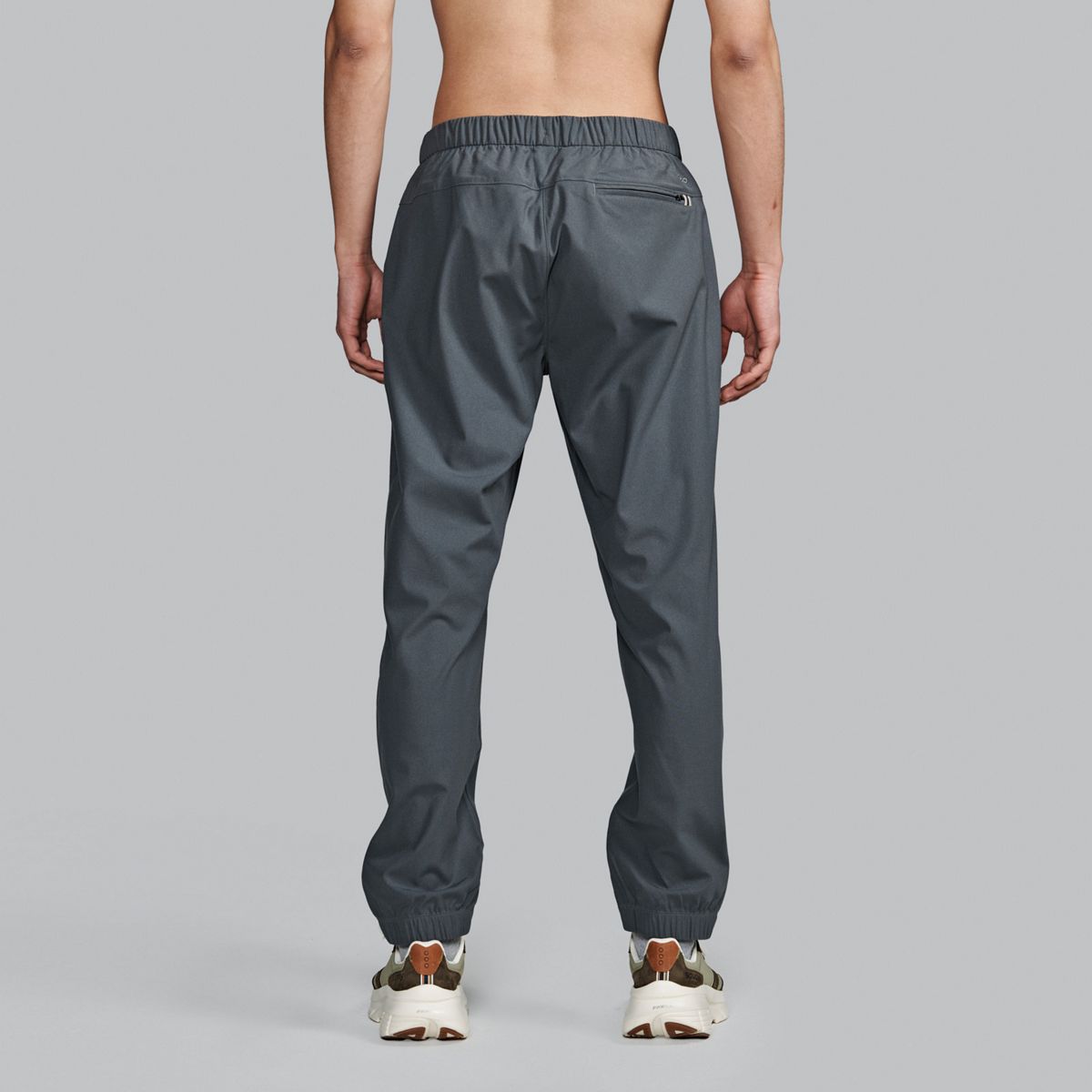 Metro Pant, Shadow, dynamic 2